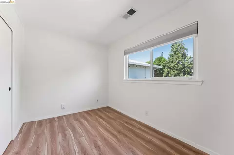 Bedroom - 1300 Evergreen Dr, Concord, CA 94520 photo 1 of 15