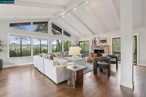Living - 858 Mountain View Dr, Lafayette, CA 94549 photo 2 of 8