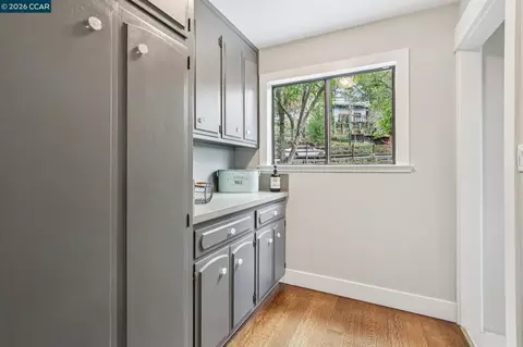 Other - 858 Mountain View Dr, Lafayette, CA 94549 photo 6 of 13