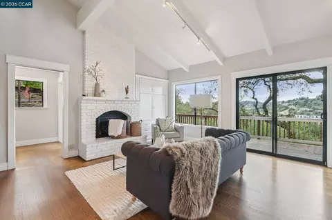 Living - 858 Mountain View Dr, Lafayette, CA 94549 photo 5 of 8