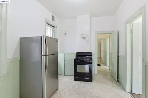 Entry Way - 55 8th St, Oakland, CA 94607 photo 1 of 5