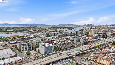 View/Area - 55 8th St, Oakland, CA 94607 photo 9 of 12