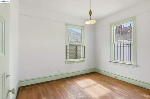 Bedroom - 55 8th St, Oakland, CA 94607 photo 6 of 9