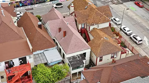 View/Area - 55 8th St, Oakland, CA 94607 photo 10 of 12