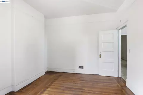 Bedroom - 55 8th St, Oakland, CA 94607 photo 5 of 9