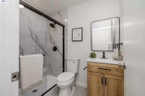 Bath - 507 Alexander Way, Milpitas, CA 95035 photo 4 of 4