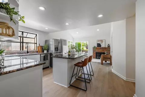 Kitchen - 507 Alexander Way, Milpitas, CA 95035 photo 1 of 3