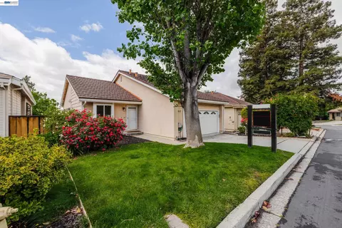 Exterior - 507 Alexander Way, Milpitas, CA 95035 photo 3 of 7