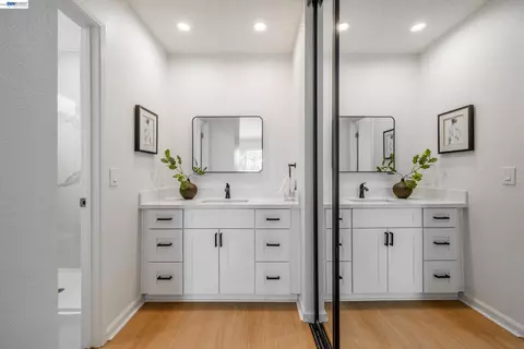 Bath - 507 Alexander Way, Milpitas, CA 95035 photo 1 of 4