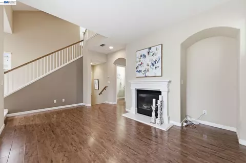 Living - 6005 Hillbrook Pl, Dublin, CA 94568 photo 1 of 2