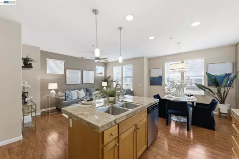 Kitchen - 6005 Hillbrook Pl, Dublin, CA 94568 photo 5 of 5