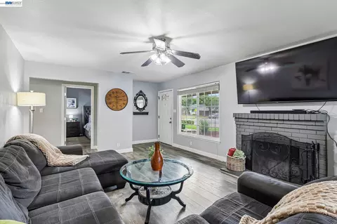 Other - 1225 W Beverly Pl, Tracy, CA 95376 photo 3 of 8
