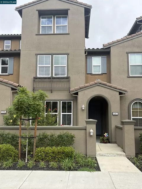 5267 Fioli Loop, San Ramon, CA 94582