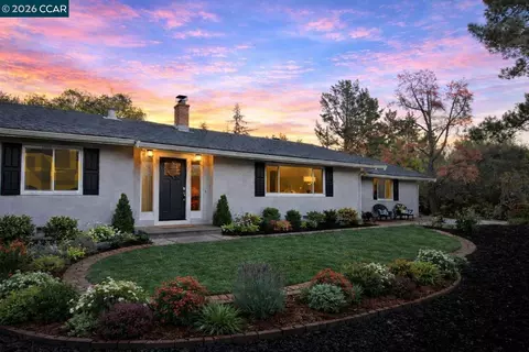 8 Cherry Hills Ct, Lafayette, CA 94549