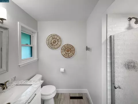Bath - 8 Cherryhills Ct, Lafayette, CA 94549 photo 1 of 4
