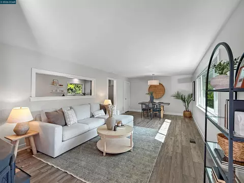 Living - 8 Cherryhills Ct, Lafayette, CA 94549 photo 1 of 4
