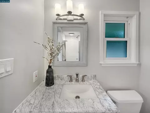 Bath - 8 Cherryhills Ct, Lafayette, CA 94549 photo 2 of 4