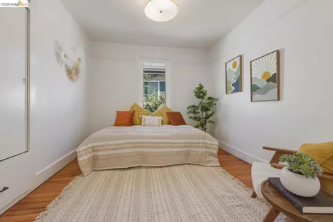 Bedroom - 1435 Berkeley Way, Berkeley, CA 94702 photo 4 of 9