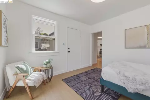 Bedroom - 1435 Berkeley Way, Berkeley, CA 94702 photo 8 of 9