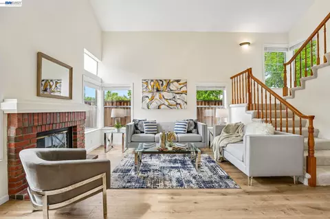 1657 Holly Cir, Pleasanton, CA 94566