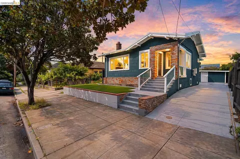 5521 Fremont St, Oakland, CA 94608