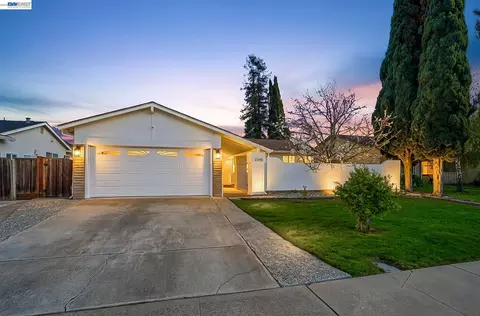 2446 Bing Pl, Union City, CA 94587