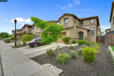 Exterior - 173 Willowrun Way, Oakley, CA 94561 photo 3 of 7