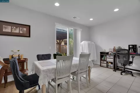 Dining - 173 Willowrun Way, Oakley, CA 94561 photo 1 of 1