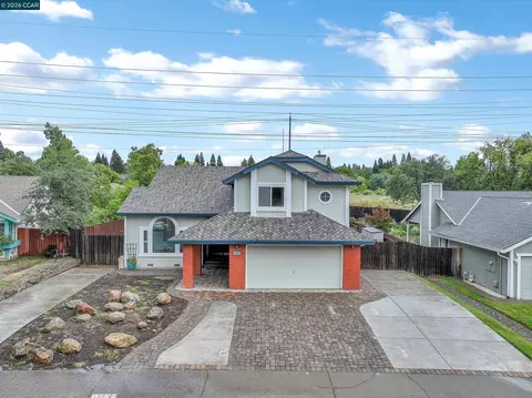 196 Bittercreek Dr, Folsom, CA 95630