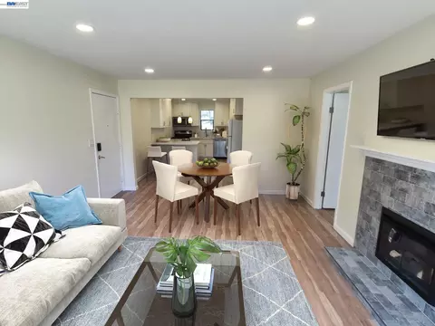 395 Camelback Rd #2, Pleasant Hill, CA 94523