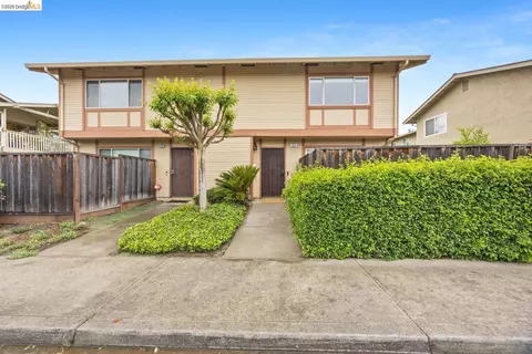 43 Paseo Grande #A, San Lorenzo, CA 94580