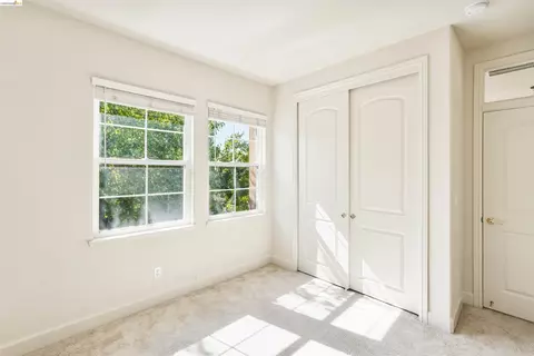 Bedroom - 9208 Hallmark Pl, Vallejo, CA 94591 photo 1 of 5
