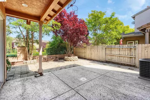 Exterior - 9208 Hallmark Pl, Vallejo, CA 94591 photo 8 of 8