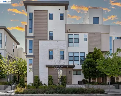 2940 Sanor Pl #105, Santa Clara, CA 95051