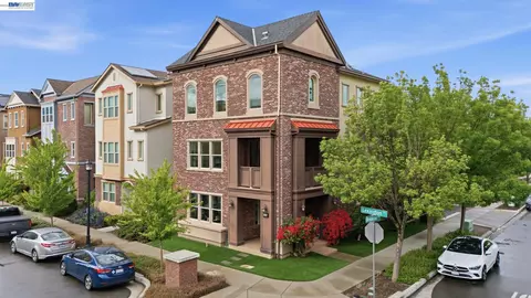 1600 Lexington Ln, Pleasanton, CA 94566