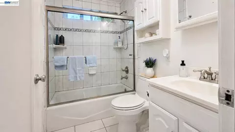 18183 Rainier Ave, Hayward, CA 94541 photo 8