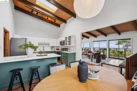 Dining - 3560 Dwight Way, Berkeley, CA 94704 photo 3 of 3