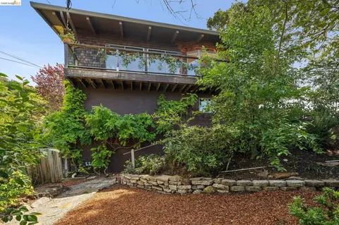 Exterior - 3560 Dwight Way, Berkeley, CA 94704 photo 13 of 19