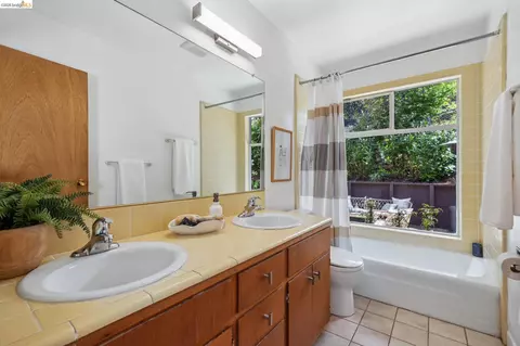 Bath - 3560 Dwight Way, Berkeley, CA 94704 photo 2 of 2