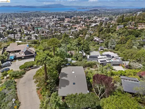 View/Area - 3560 Dwight Way, Berkeley, CA 94704 photo 9 of 13