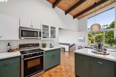 Kitchen - 3560 Dwight Way, Berkeley, CA 94704 photo 3 of 3