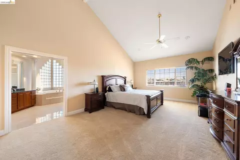 Bedroom - 96 Shell Pl, Discovery Bay, CA 94505 photo 3 of 5