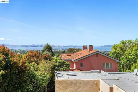 View/Area - 2114 Marin Ave, Berkeley, CA 94707 photo 3 of 9