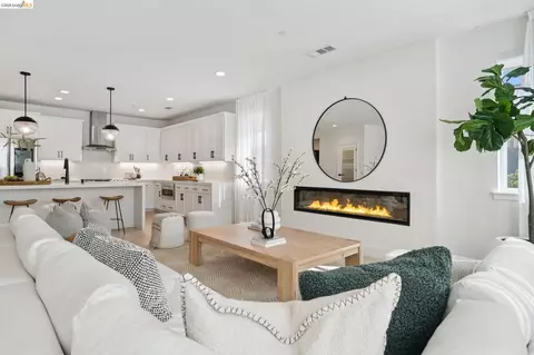 5549 Promontory Way, Antioch, CA 94531