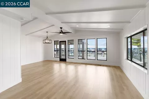 Living - 193 Oxbow Marina Dr, Isleton, CA 95641 photo 1 of 8