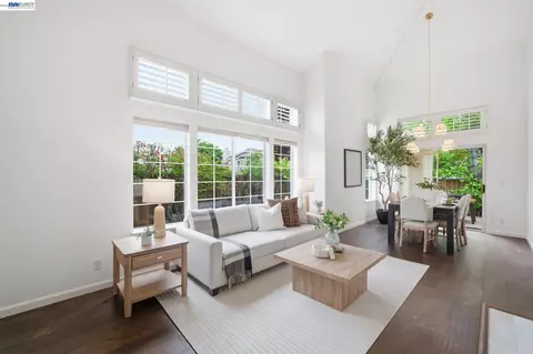 8516 Peachtree Ave, Newark, CA 94560