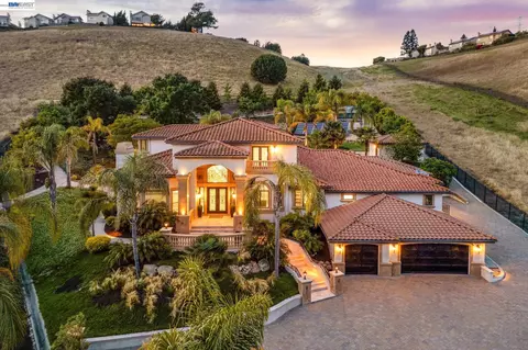 44126 Paseo Padre Pkwy, Fremont, CA 94539