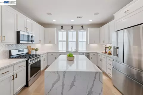 3717 Branding Iron Pl, Dublin, CA 94568