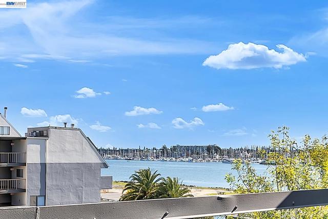 7 Embarcadero #312, Oakland, CA 94607