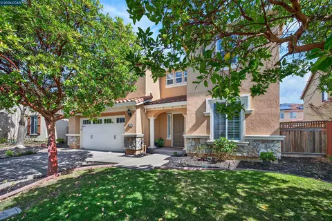6 Tullach Pl, Hayward, CA 94542